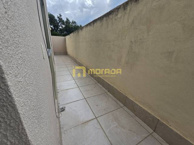 #16 - Apartamento para Venda em Ibirité - MG