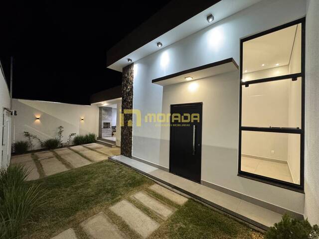 #26 - Casa para Venda em Sarzedo - MG