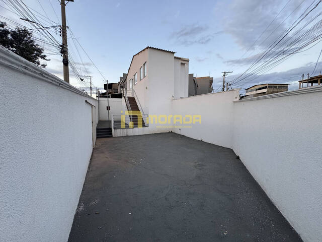 #28 - Casa para Venda em Ibirité - MG