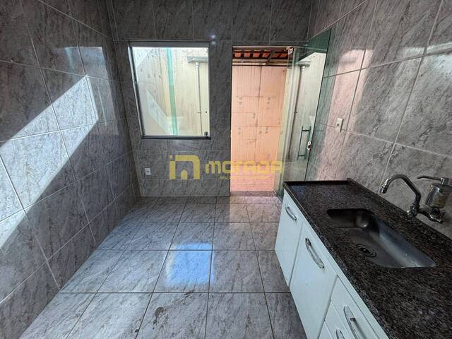 Casa para Venda em Ibirité - 4