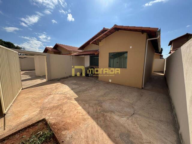 #37 - Casa para Venda em Mário Campos - MG