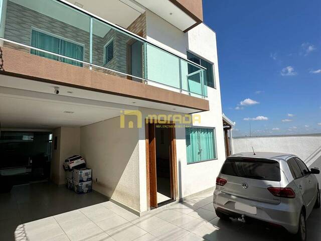 Casa para Venda em Ibirité - 4