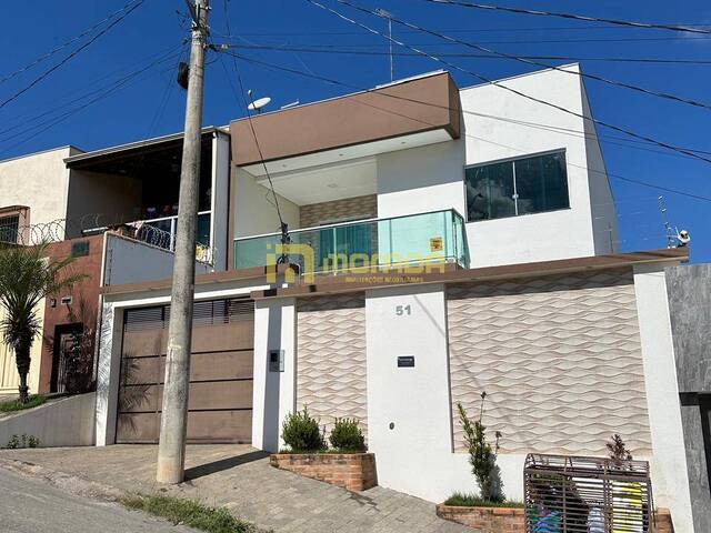 #43 - Casa para Venda em Ibirité - MG