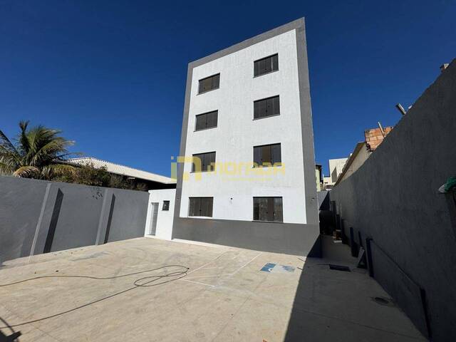 #48 - Apartamento para Venda em Ibirité - MG