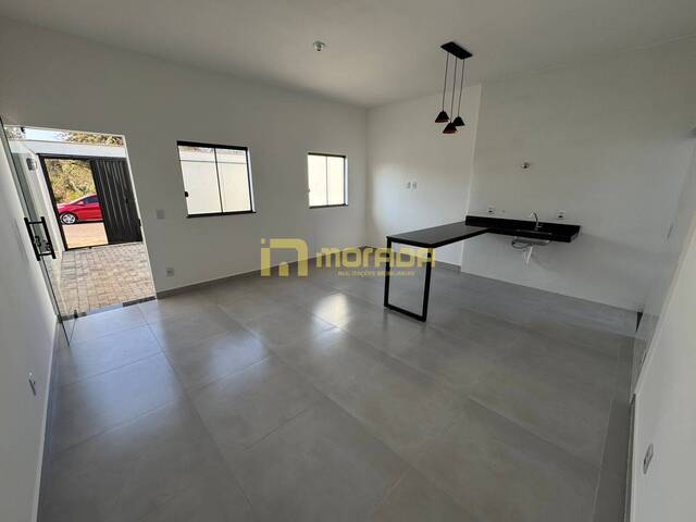 Casa para Venda em Sarzedo - 4