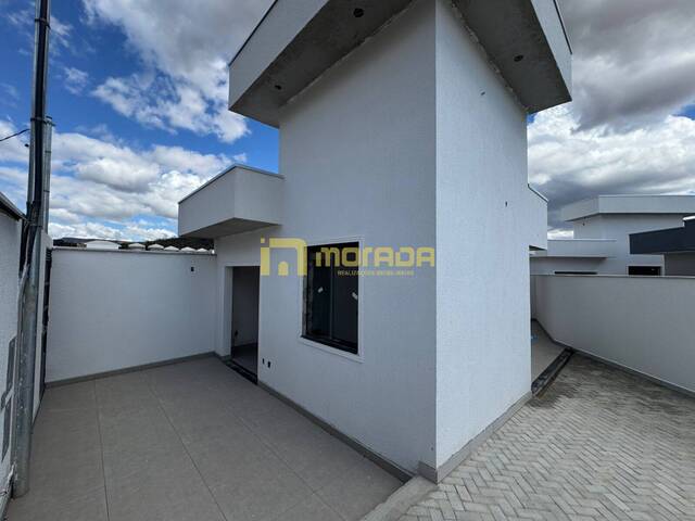 #56 - Casa para Venda em Sarzedo - MG