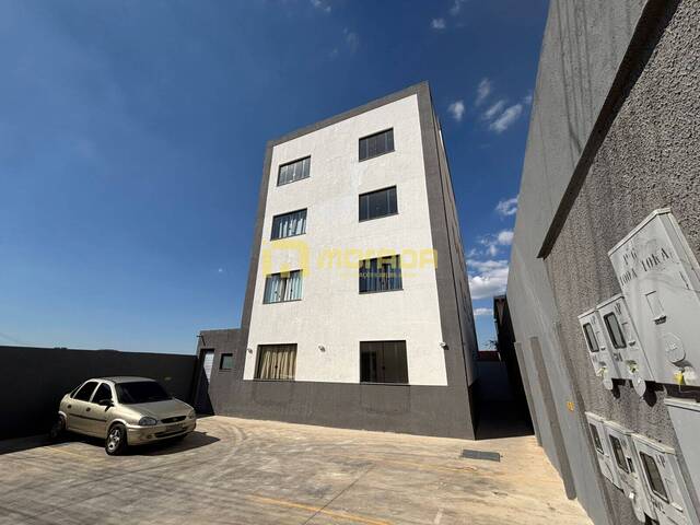 #58 - Apartamento para Venda em Ibirité - MG