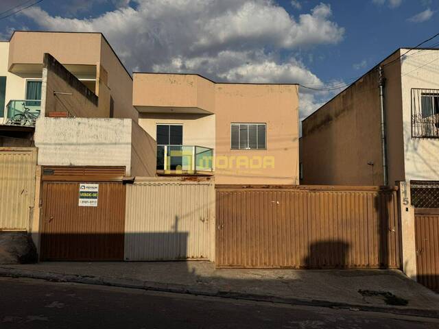 #66 - Casa para Venda em Ibirité - MG